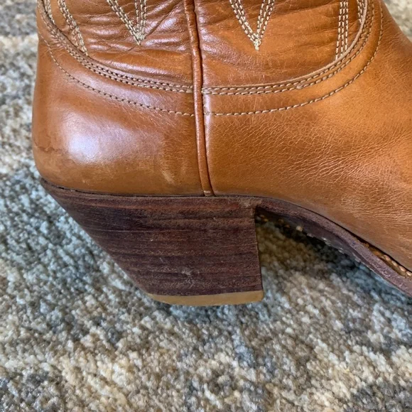 Dan Post Brown Heeled Boots - Picture 7 of 15